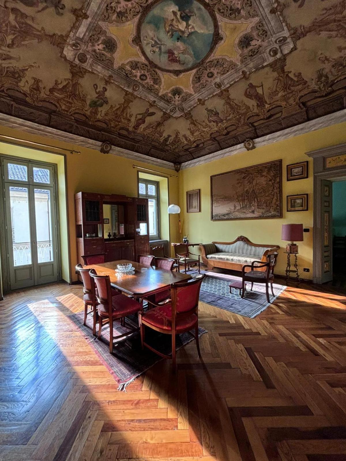 Splendido Appartamento XVIII Secolo Turin Exterior foto